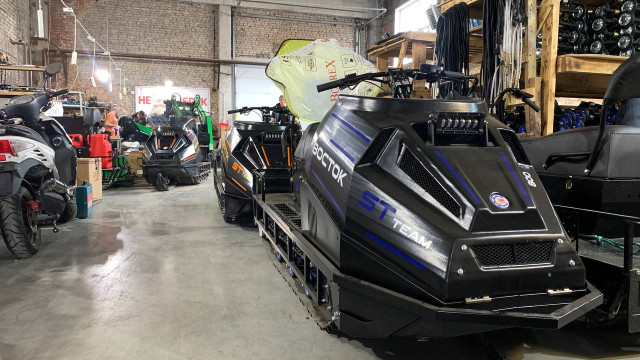 Снегоход Восток с двигателем Loncin